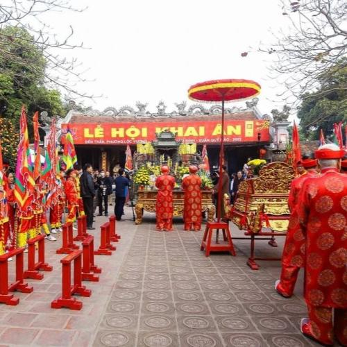 Lễ Phát Ấn Đền Trần