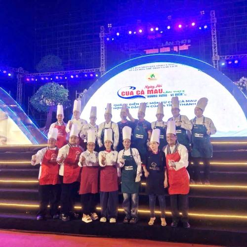 Hiệp Hội Đầu Bếp An Giang Quảng Diễn Tài Năng Tại Ngày Hội Cua Cà Mau