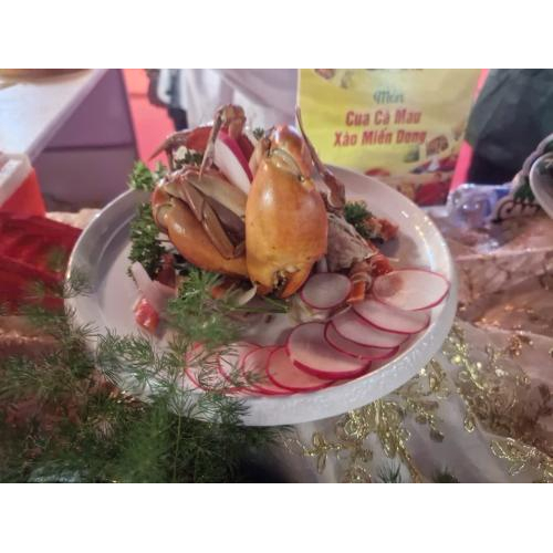 Dấu ấn riêng của đầu bếp An Giang: Kết hợp cua với đặc sản địa phương